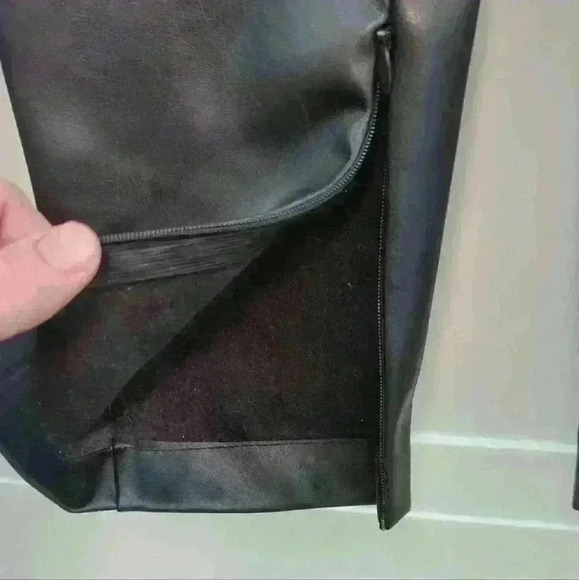 ZARA | Women's Black Faux Leather High Waisted Fleece Lined  Pants - Picture 4 of 6